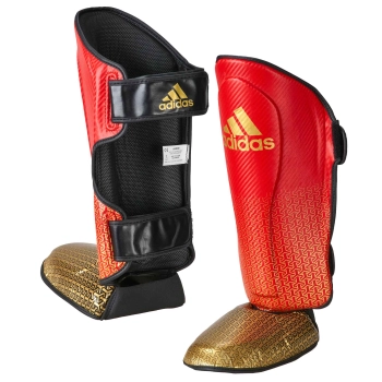 rdeč wako kickbox ščitnik za piščal in stopalo adidas